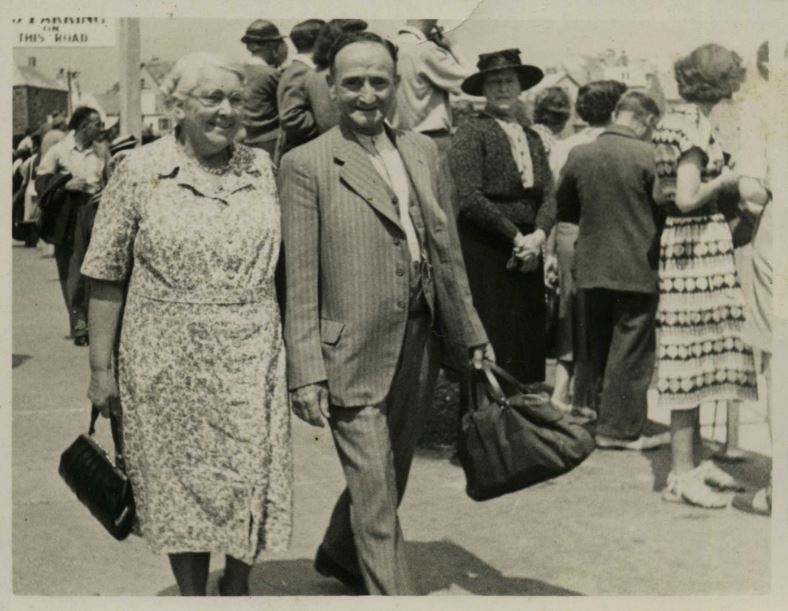 Liz and Joe Smith